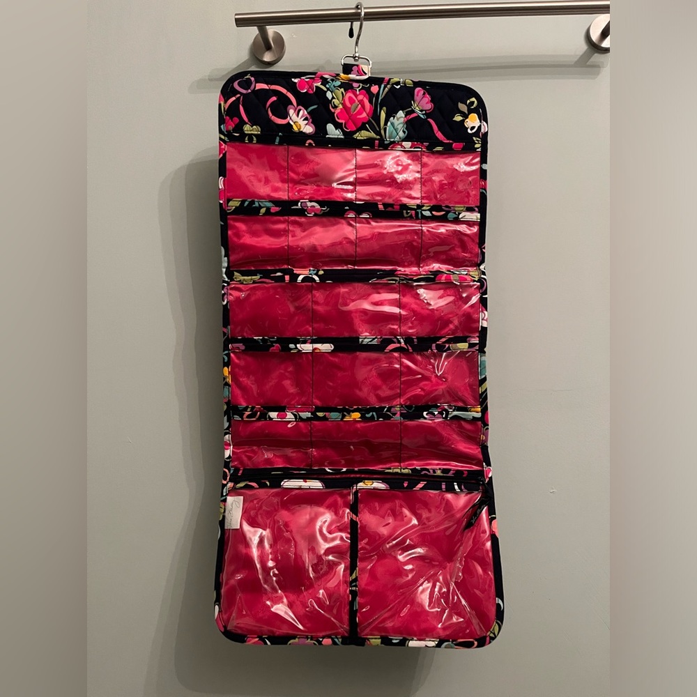 Vera Bradley Jewelry Organizer, Ribbons Pattern